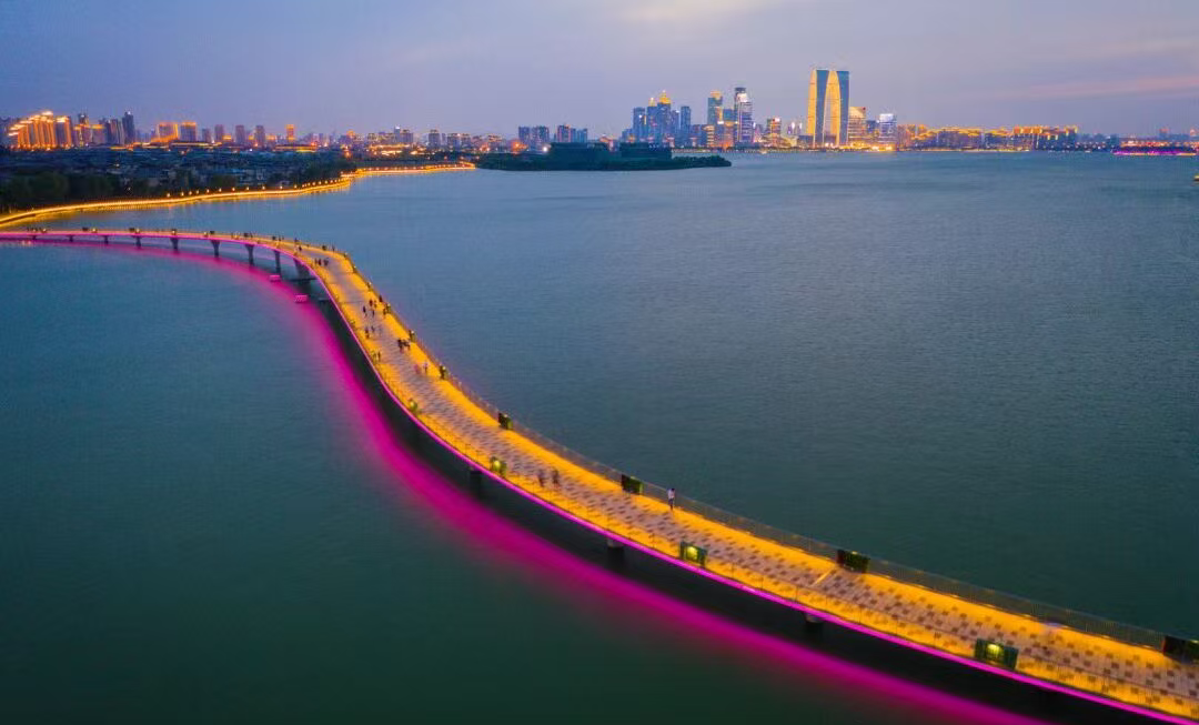 环金鸡湖步道